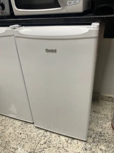 Frigobar Consul CRC12CB com Gaveta Retrátil - 117 L - 110V