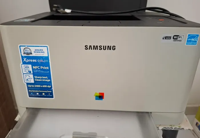 Impressora Colorida Xpress C410W - COM DEFEITO