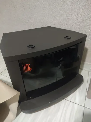 RACK Para Tv Sony trinitron ou Wega original muito pesado e resistente.