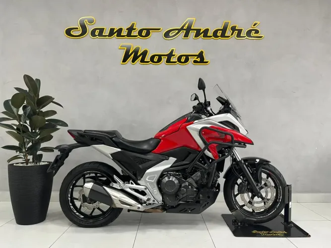Honda NC 750X/NC 750X ABS