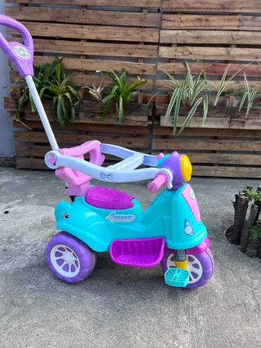 Carrinho de passeio infantil menina