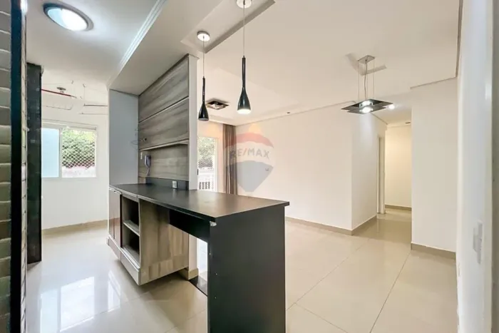 Apartamento Imperdível no Condomínio Alphaview com 72m², 2 dorm, 1 vaga com vista espetacu
