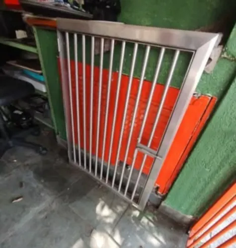 Portão inox animais