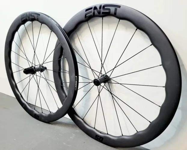 Rodas carbono speed ENST 700 DW