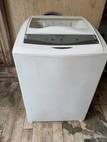 Máquina de lavar Brastemp 8 kilos turbo eficiência