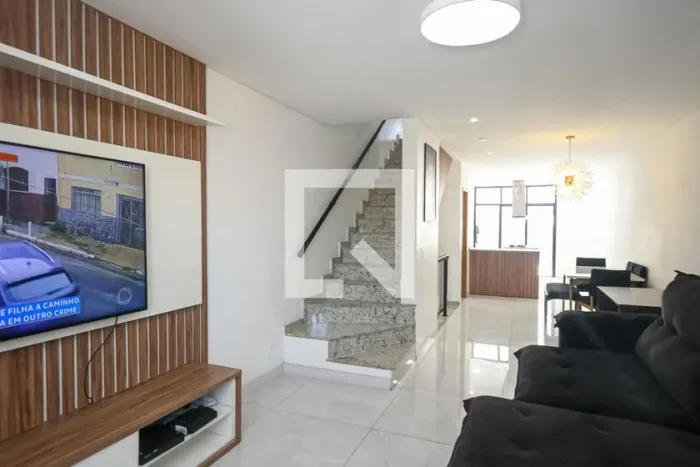 Casa à Venda - Vila Ema, 3 Quartos, 140 m2