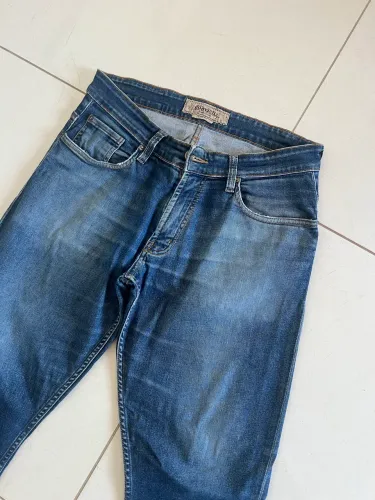 Calça jeans 40