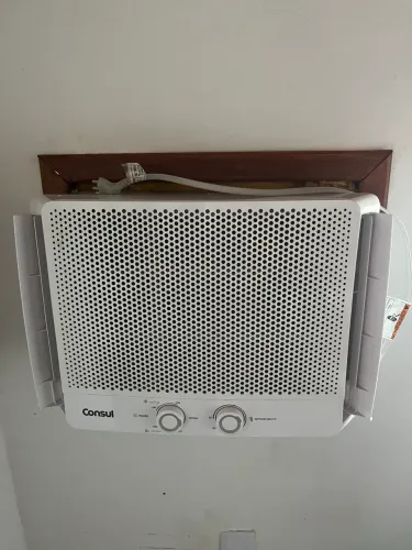 Vendo ar-condicionado Consul 10.000 BTUs || 3 meses de uso