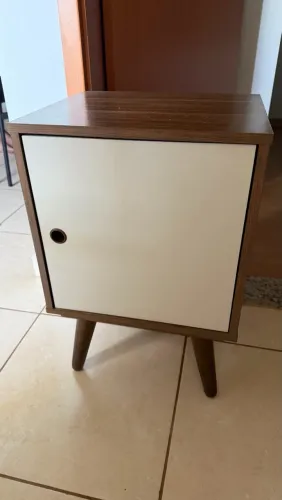 Vendo criado mudo super novo