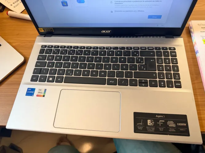 Notebook Acer semi novo