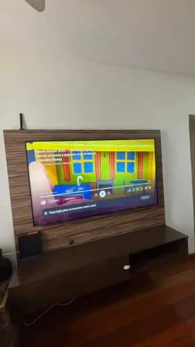 Rack Suspenso com Painel para TV até 55? - R$ 300