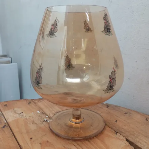 Taça Gigante Vintage de Conhaque