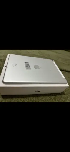 iPad 7 geração 32bg entrada pra chip