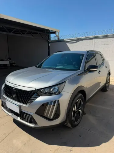 Peugeot 2008 Allure 1.0 Turbo Flex 5P Aut. 2025