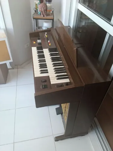 Órgão Eletrônico Yamaha Antigo 2 Teclados + Pedaleira - Para Restauração/Peças NO ESTADO