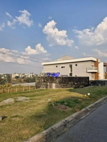 Terreno 5x25 m em condomínio fechado Ideal para construir ou investir!