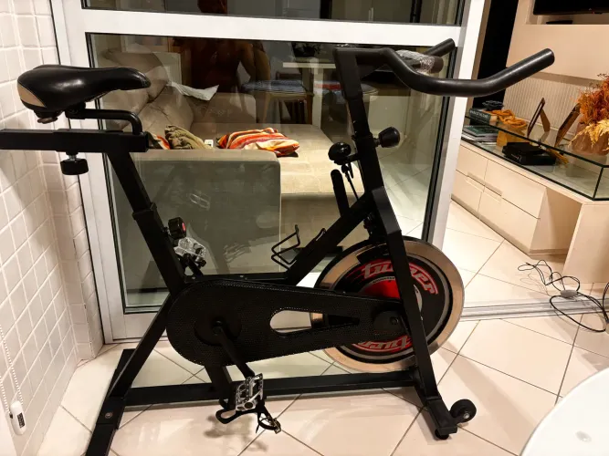 Vendo bike spinning profissional
