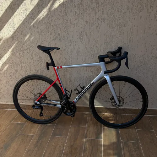 SuperSix Evo Di2 105 Cannondale