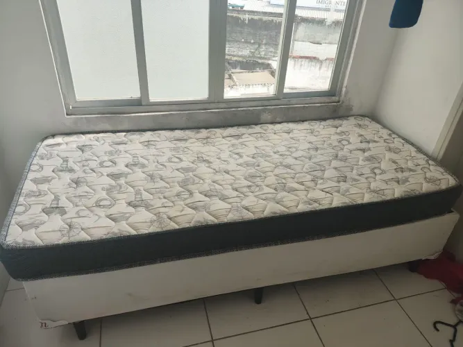 Cama de solteiro
