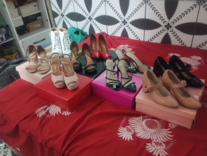 Sapatos femininos 