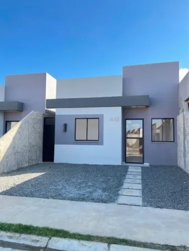 Casa condomínio R$800