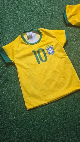 CAMISA INFANTIL DO BRASIL DE 2 A 12 ANOS