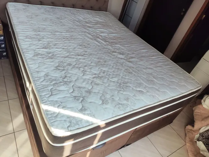 Cama Box Queen ortopédica magnética com massageador