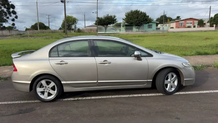Honda Civic Sedan LXS 1.8/1.8 Flex 16V Mec. 4P 2007