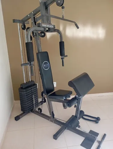 Estação De Musculação WCT 80kg - Completa e Muito Conservada