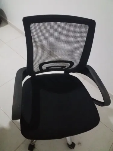 Cadeira de escritório usada