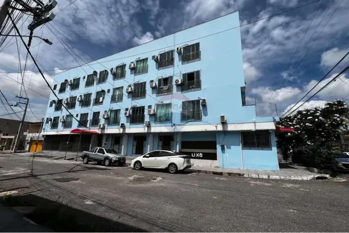 Edifício Multifamiliar com 26 apartamento, Garagem, Investimento, Porteira Fechada, Pedrei