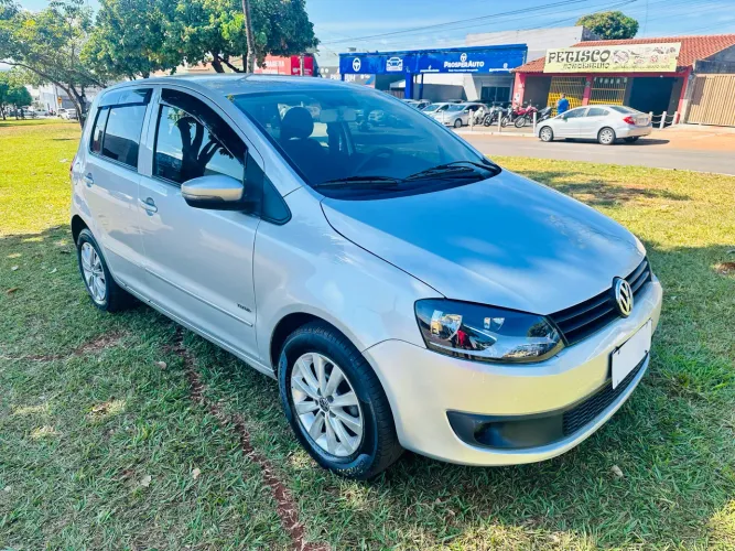 Volkswagen Fox 1.0 MI Total Flex 8V 3P 2011