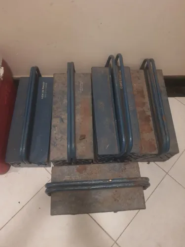 Vendo ou troco Caixas de ferramentas + ferramentas de marcenaria 