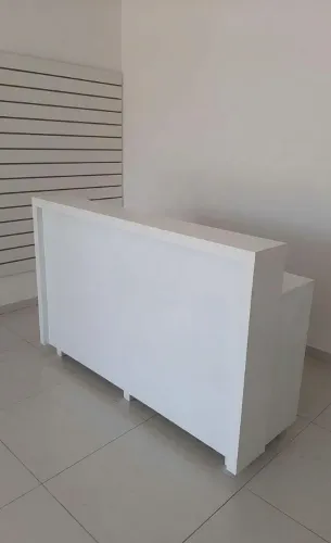 VENDO BALCÃO VALOR NEGOCIÁVEL 