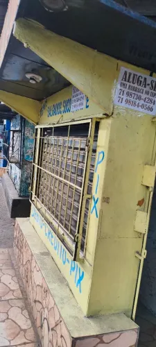 Aluga-se barraca para fins comerciais 