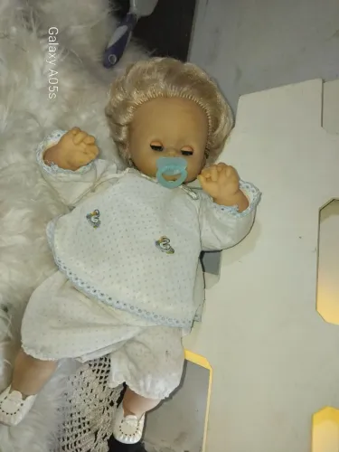 Boneca mamadinha clodney mad França dec 50