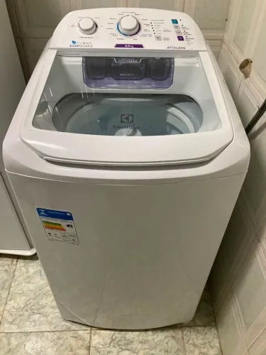 Máquina de Lavar Roupa Electrolux- Usada
