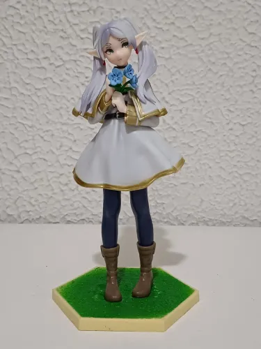 Figure Frieren