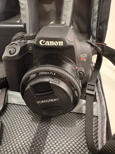 Canon EOS Rebel T8i