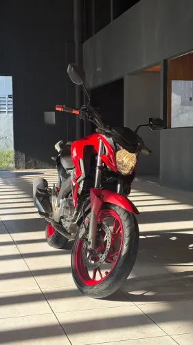 CBX 250 TWISTER  VERMELHA 2021/2021