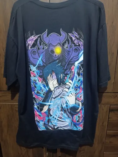 Camiseta Sasuke (redline)