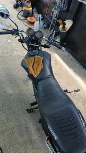 Moto TD ok pneu novo moto muito boa ZAP * valor dela 7mil
