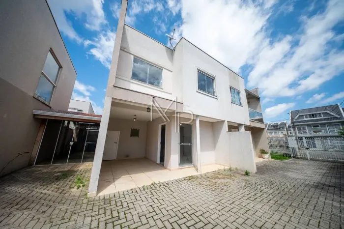 Sobrado com 3 dormitórios à venda, 128 m² - Xaxim - Curitiba/PR