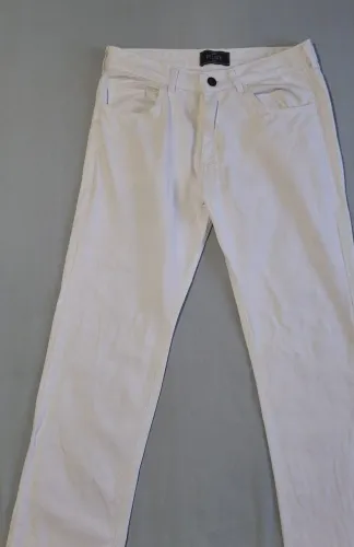 Combo imperdível! 2 Calças Jeans (novas)