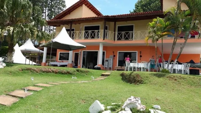 Chácara com 6 quartos à venda, 1300 m² por R$ 2.600.000 - Jardim Estância Brasil - Atibaia
