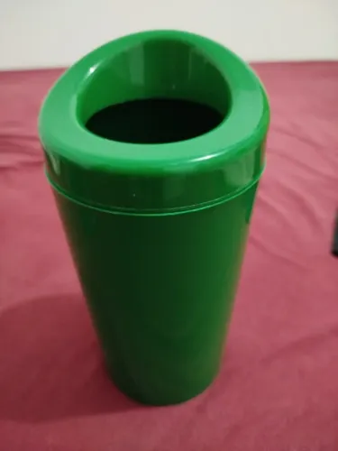 Porta térmica garrafa 600ml novas