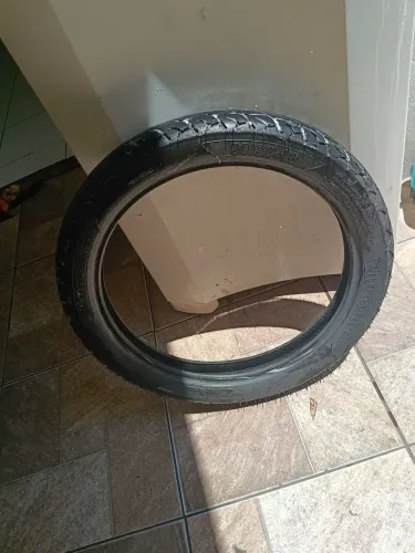 Pneu de moto
