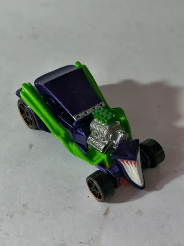 Hot Wheels Carro Charada