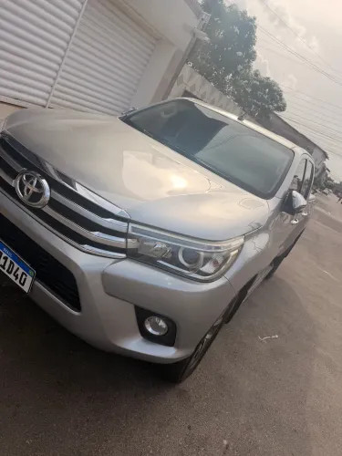 Toyota Hilux CD SRX 4X4 2.8 TDI 16V Diesel Aut. 2017