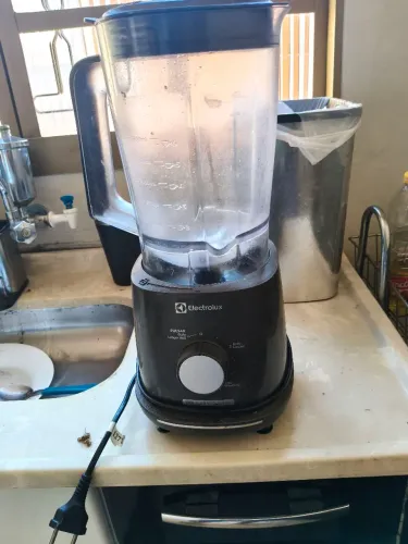 Vendo liquidificador Eletrolux